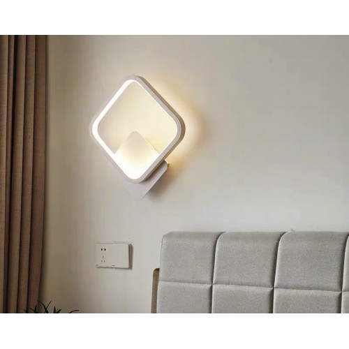 Настінний світильник Rombo